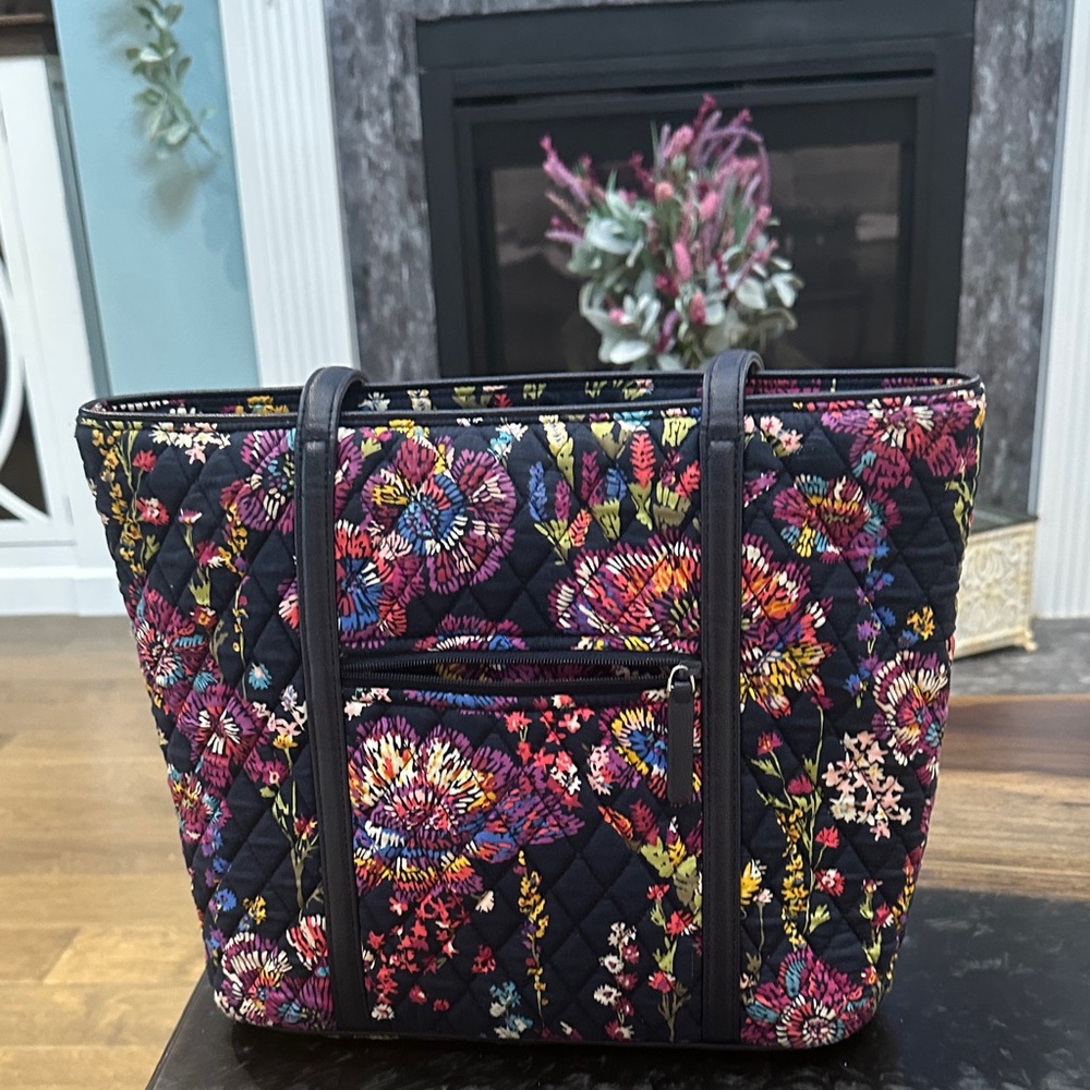 Vera Bradley Midnight Wildflower design. Floral Quilted Tote Bag